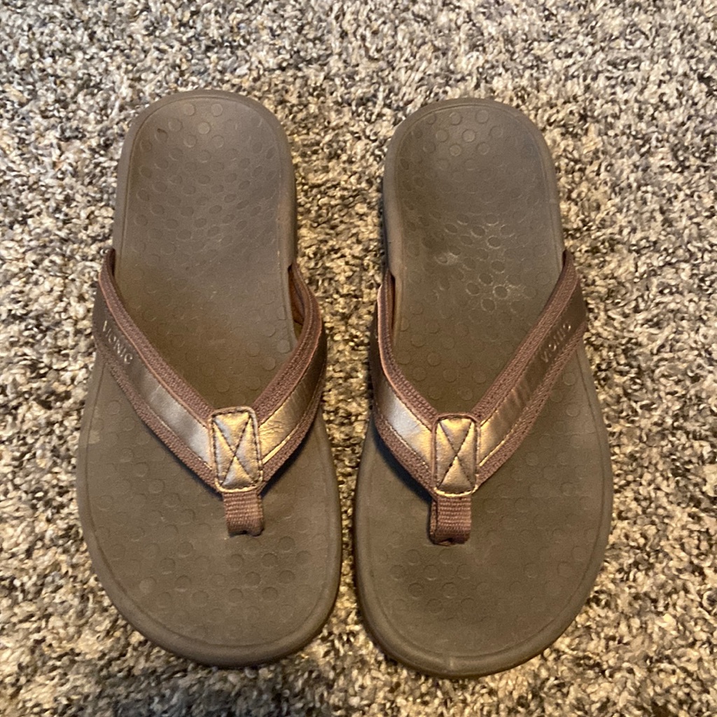 Vionic Flip Flops